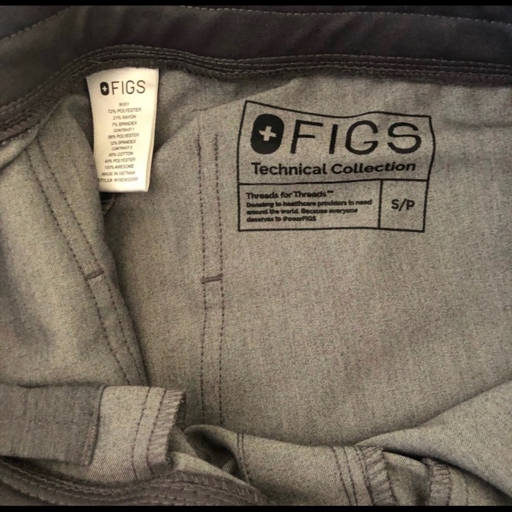 Figs scrubs